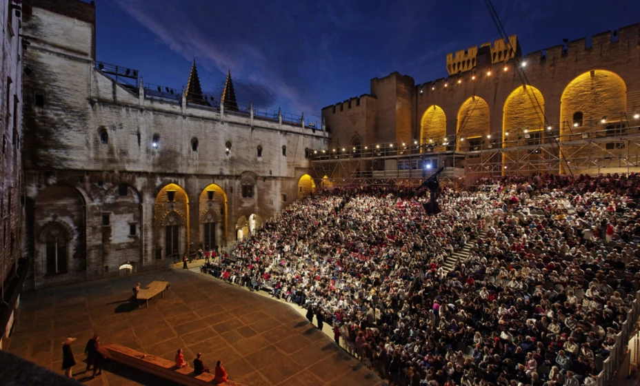 Sommerkulturfestivals in der Provence - Chateau de Montcaud